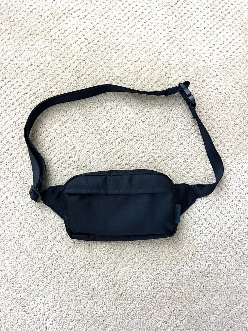 NWT Vera Bradley Mini Belt Bag in Black Noir - Picture 2 of 12